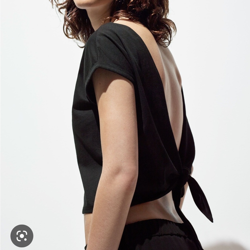 Aritzia Adela T-shirt